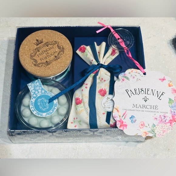 World Traveler Other - World Traveler “Essence of Portugal” Gift Set - NWT